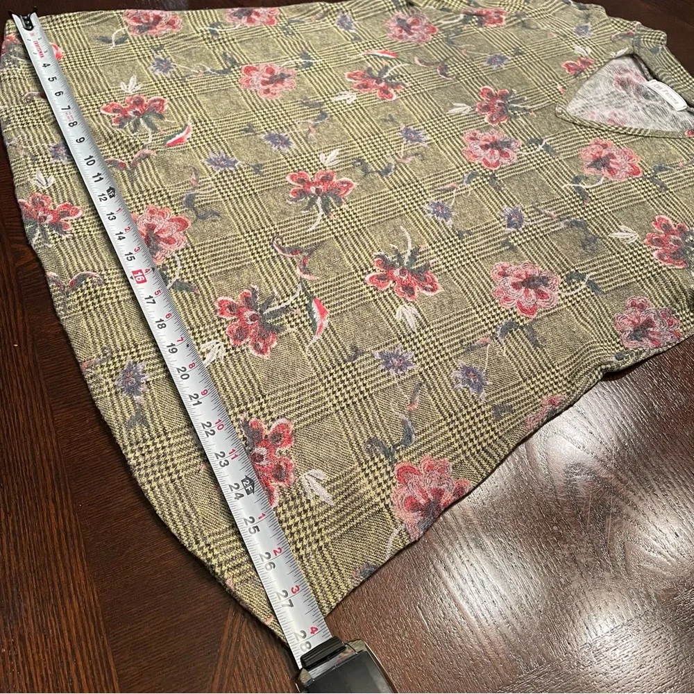 NWOT Ces Femme Yellow Plaid Floral Top | Size Large - Picture 7 of 13